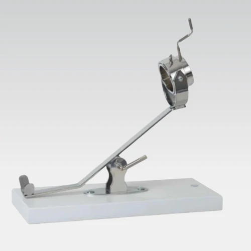 Gourmet Combo: 100% Ibérico Acorn-fed Bone-in-ham (Jamón) Oro - 15 to 17 lb + Ham Holder “La Pinta” edition + Cortador Ham Knife - Image 7